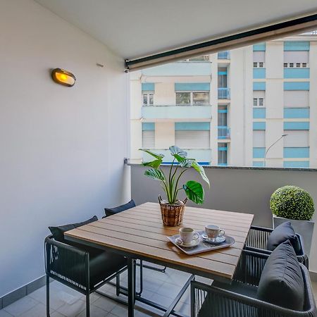 Emma'S Apartment - Cathedral View コモ エクステリア 写真